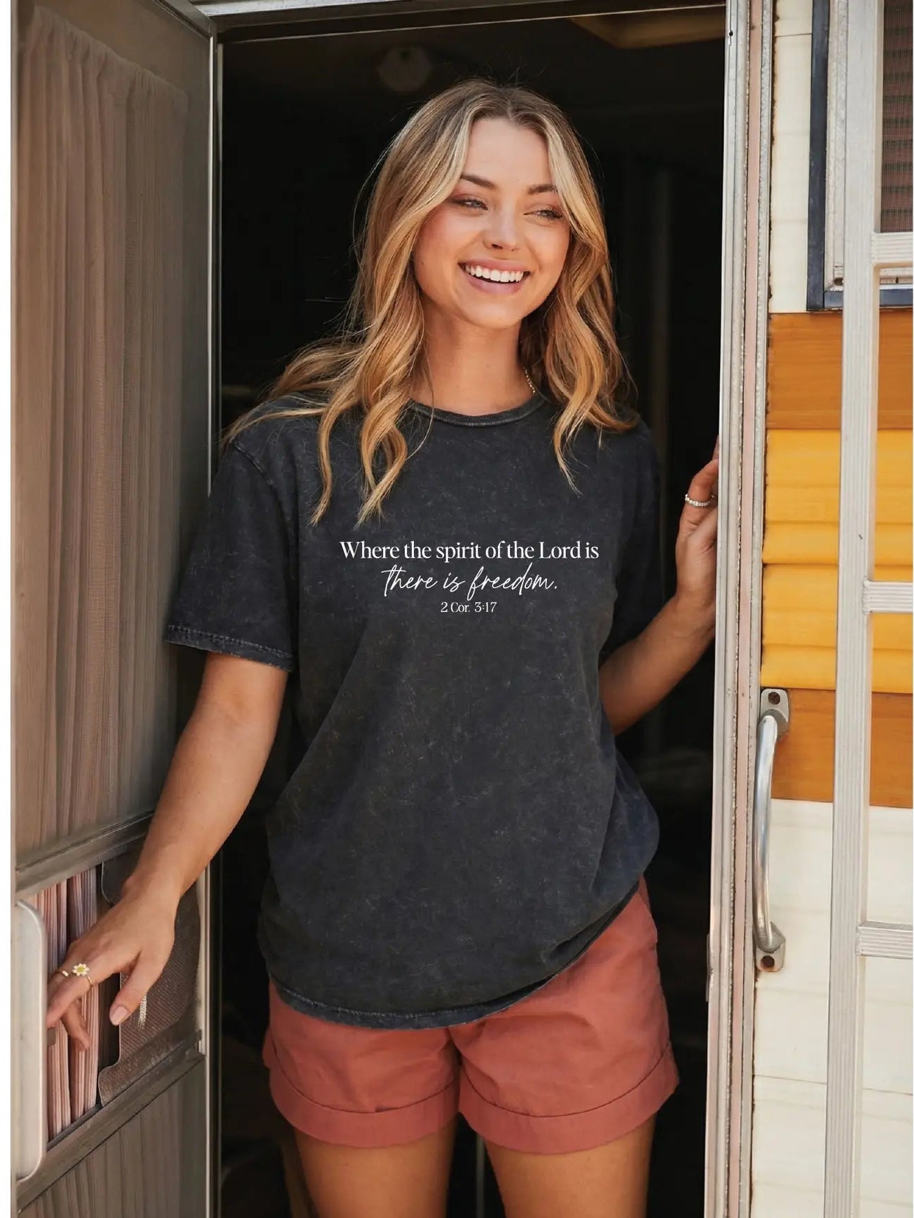 Freedom tee